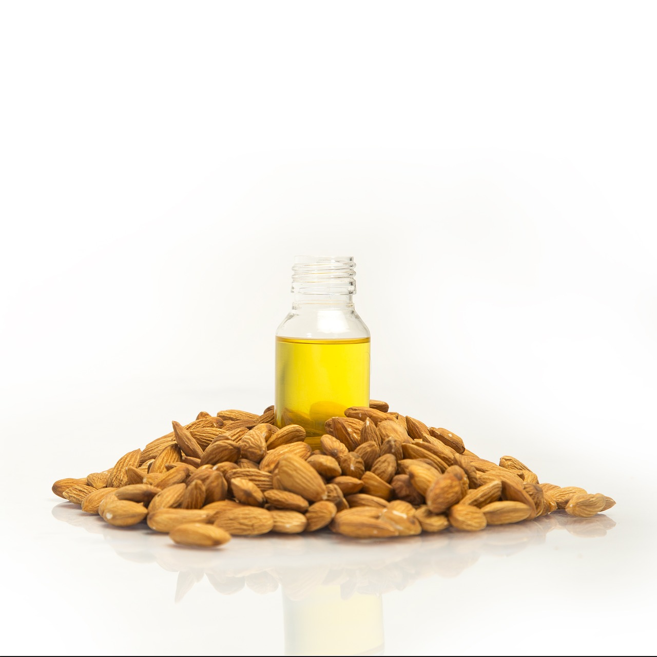 almond-3408470_1280