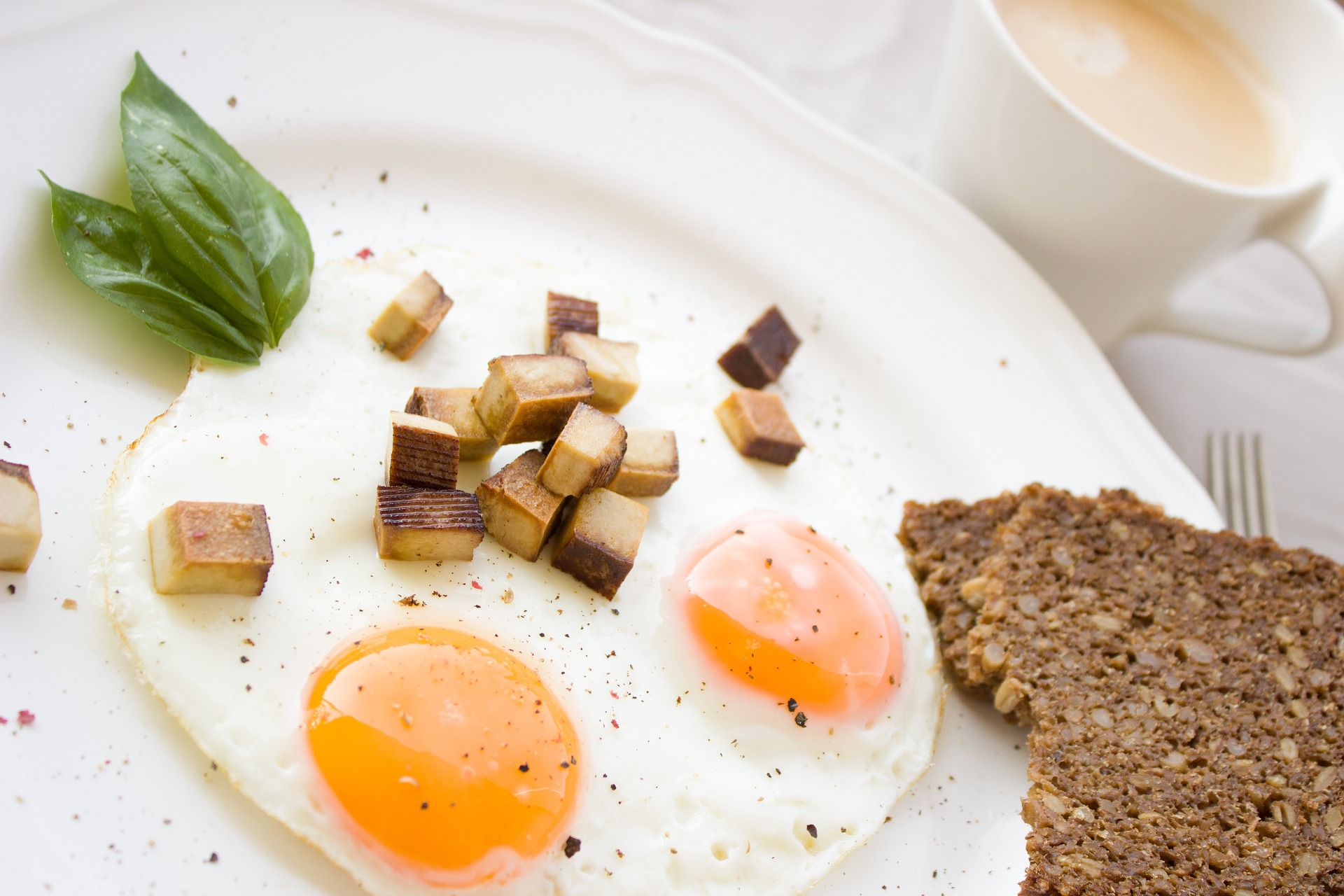 eggs-1832922_1920